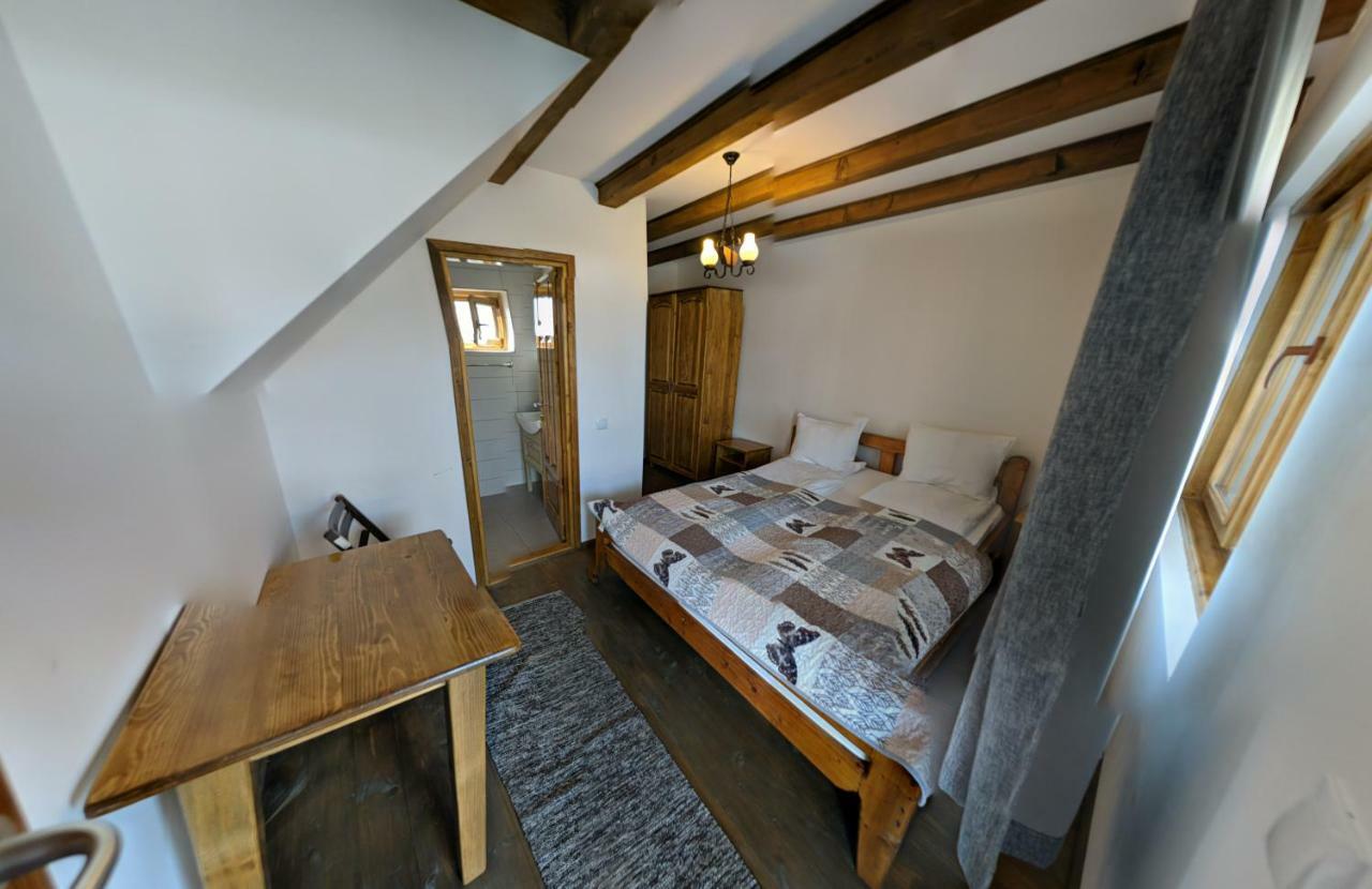 Hotel Cerdacul Cu Stuf Sfântu Gheorghe Exteriér fotografie